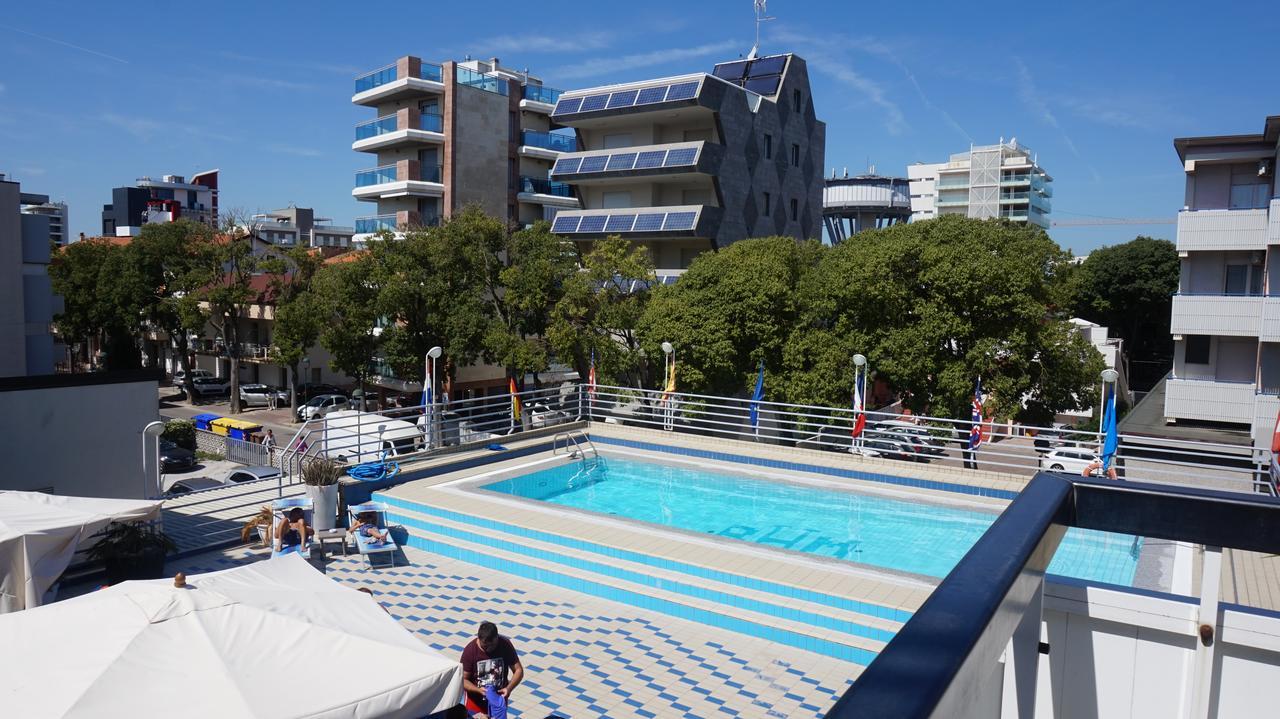 Hotel Blue Marine Lignano Sabbiadoro Eksteriør bilde